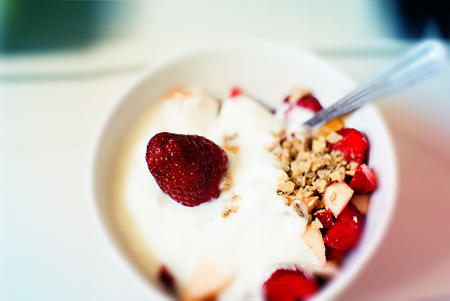 healthy food swaps yogurt